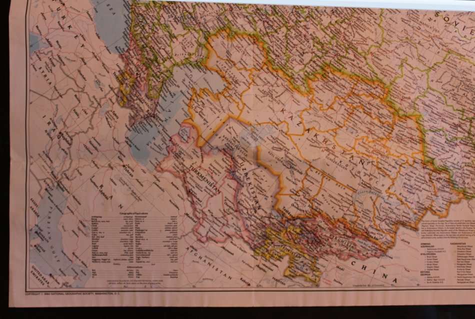 National Geographic Folded Map of the Soviet Union March 1990