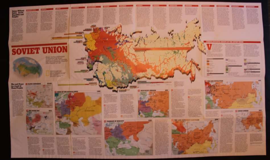 National Geographic Folded Map of the Soviet Union March 1990