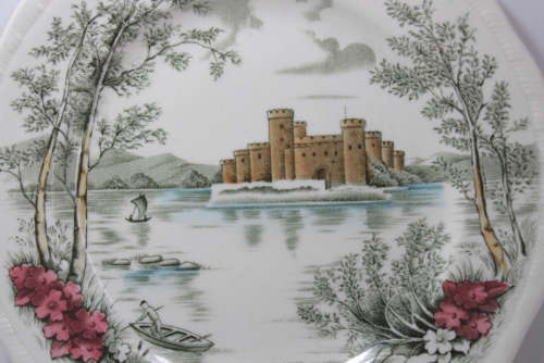 Vintage Alfred Meakin Decorative Wall Plate - Queen`s Castle.