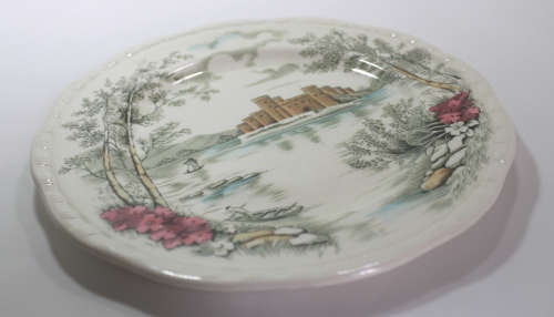 Vintage Alfred Meakin Decorative Wall Plate - Queen`s Castle.