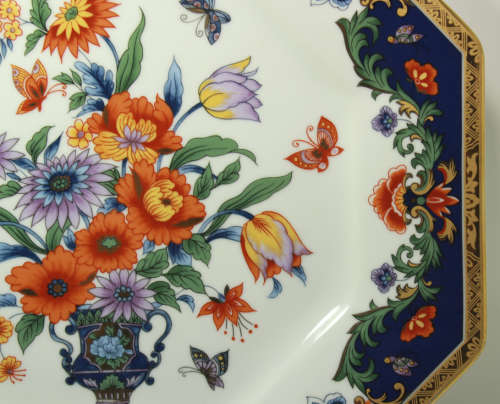 Eiwa Kinsei Hexagonal Shaped Japan Plate, Colourful Vase with Flowers and Gold Trim