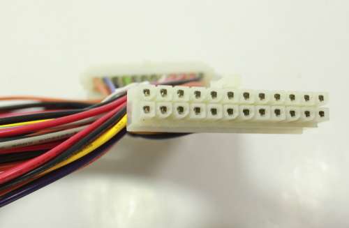 Lindy 24 Pin 40cm Computer Mainboard eATX Power Extension Cable No. 33223