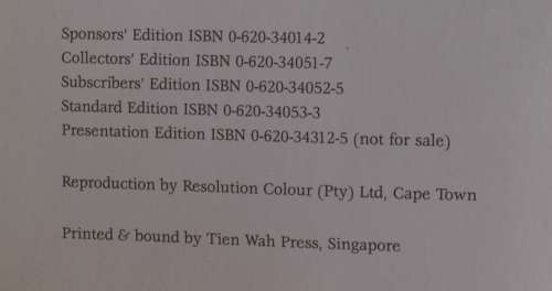 Roberts Birds of Southern Africa VIIth Edition (Editors- Hockey, Dean & Ryan) Hardcover Book