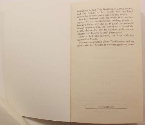 Vanish by Tess Gerritsen Softcover Book