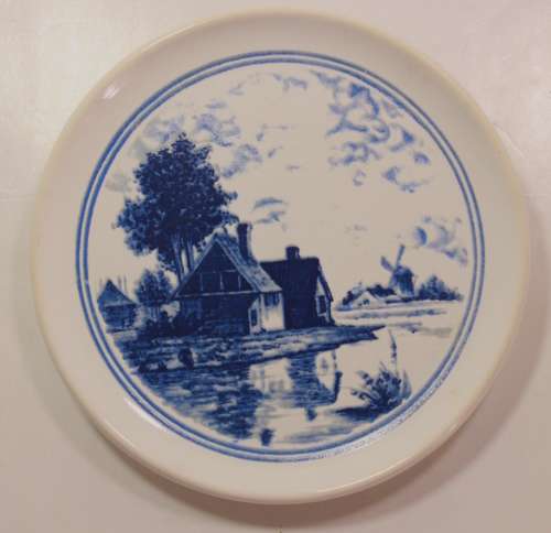 Four Small Decorative Delft Style Plates for Display