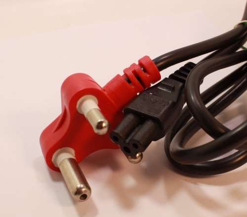 Computer Power Cable Dedicated Red Plug to 1 x Clover Plug for Laptop Power 1.8m