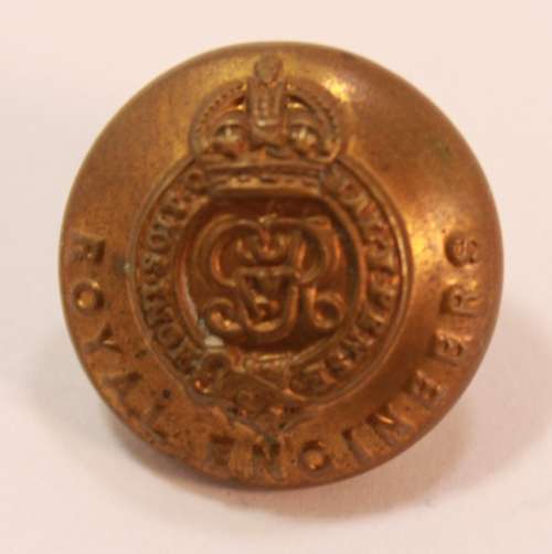 Vintage WW1 Royal Engineers Badges and Button