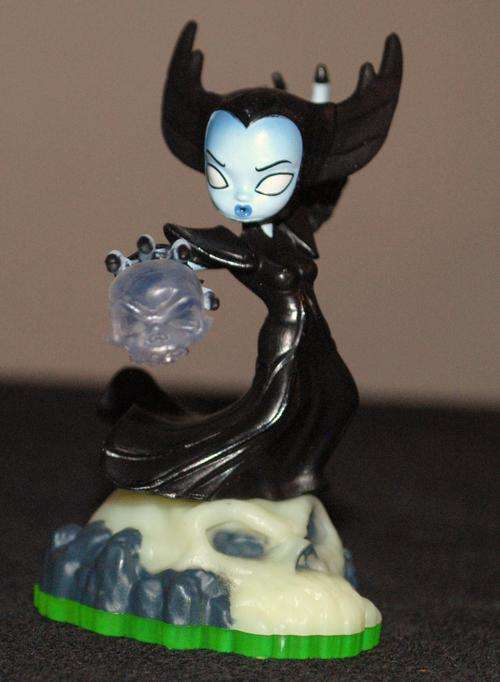 Skylander Hex (Undead) Spyro