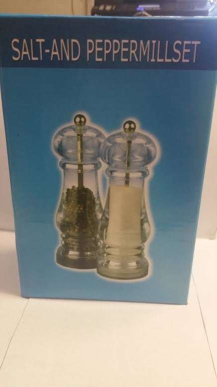SALT and PEPPER MILL SETS 20cm BRAND NEW R59.99 Set
