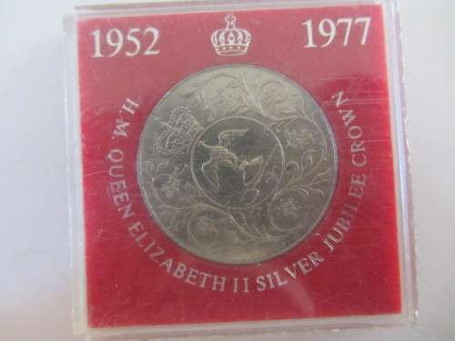 1977 GB SILVER JUBILEE CROWN SEE 2 SCANS