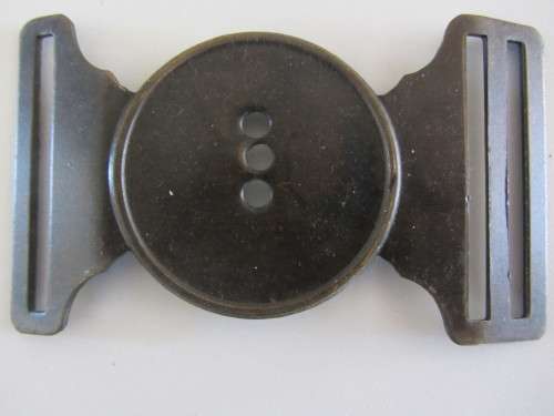 BElT BUCKLE LAST FEW