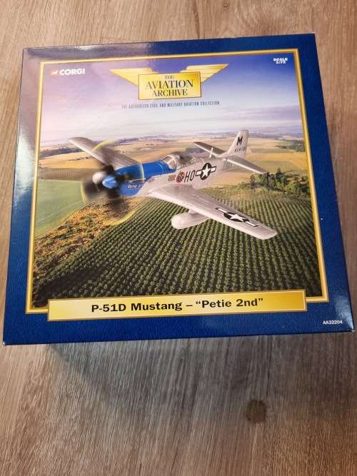 Corgi Diecast 1 72 Scale Aviation Archive P 51 D Mustang Petie 2 Nd AA 32204