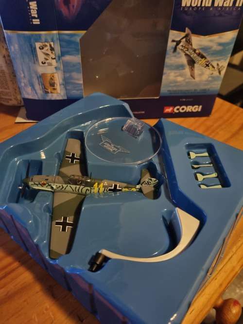 Corgi Aviation Archive Collector Series AA32103 Messerschmitt Bf 109E Diecast Model