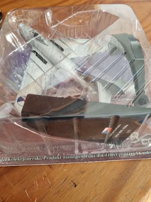 AMER AIRCRAFT COLLECTION CZECH 1954 MIG - 15 BIS 1/72 SCALE MODEL