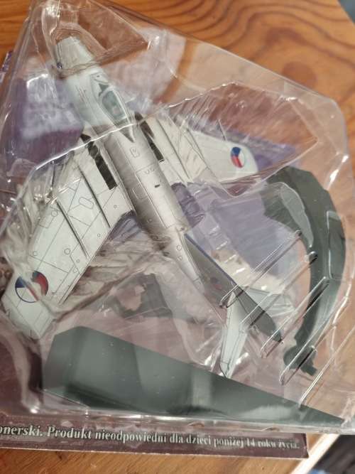 AMER AIRCRAFT COLLECTION CZECH 1954 MIG - 15 BIS 1/72 SCALE MODEL
