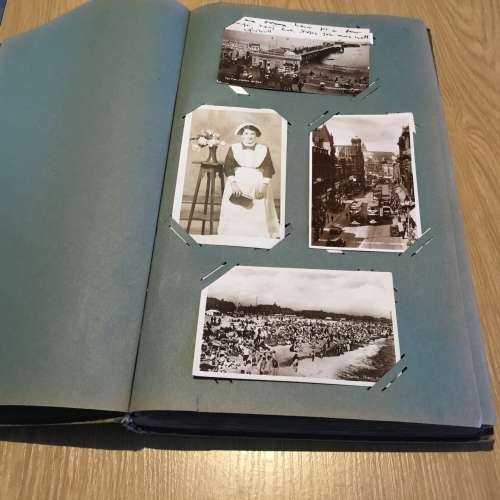 Postcard Album with 121 Cards GB Italy Canada New Zealand USA