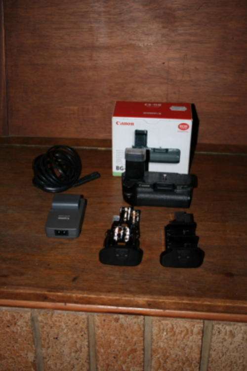 Canon BG E3 vertical grip (for EOS 350d or 400d)