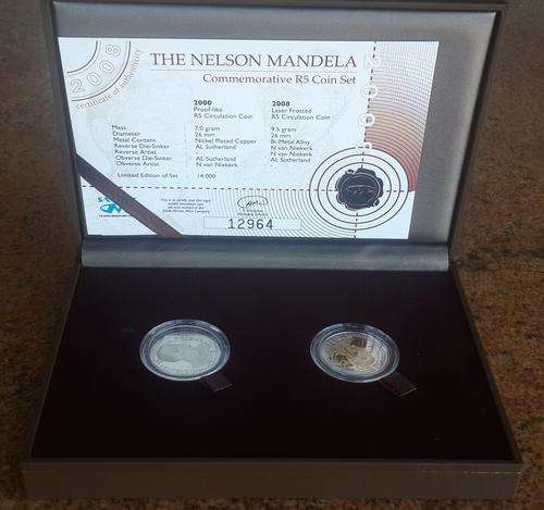 THE NELSON MANDELA COMMEMORATIVE R5 COIN SET - BOXED