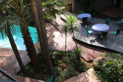 FURROW LANE HOTEL - HONEYMOON SUITE - 11-13 October 2013