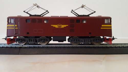 LIMA SAR E919 Electric Locomotive. (Re Boxed)