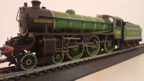 Bachmann Thompson B1 4-6-0 Steam Locomotive. (Sir William Gray) Brand New