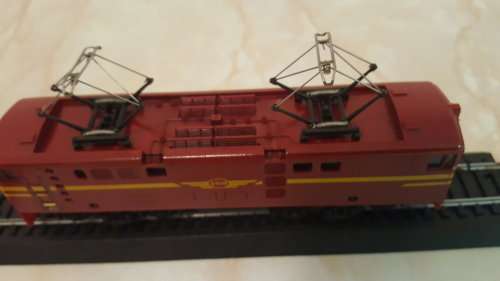 LIMA SAR Red 5E Electric Locomotive. (Re-Boxed)