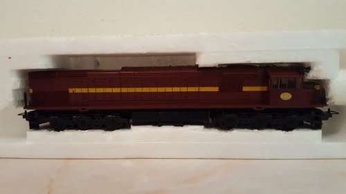 Lima 34 Class SAR Diesel Locomotive. (In Original Box)