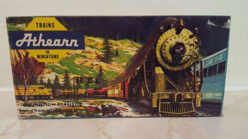 Athearn Rail Box Car. (Original Boxed)