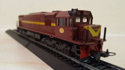 Lima SAR 34 Class Diesel Locomotive. (Running No: 34-228) (Still in original box)
