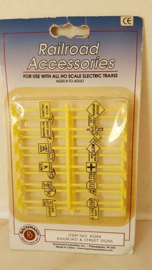Bachmann Railroad & Street Signs (24 pieces) NEW PACKED