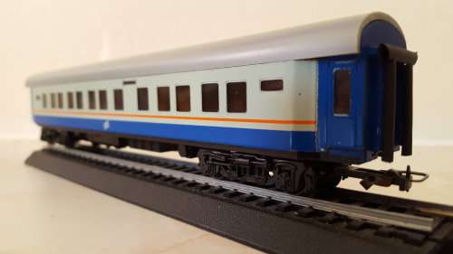 SARM Spoornet E-2 2nd Class Coach. (NEW BOXED)