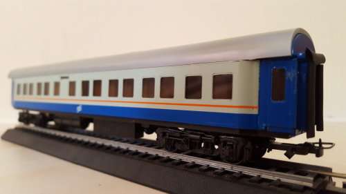 SARM Spoornet E-2 2nd Class Coach. (NEW BOXED)