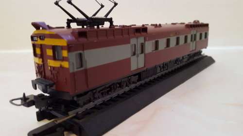 Lima SAR Suburban 3rd Class Dummy Unit. (Re-boxed)
