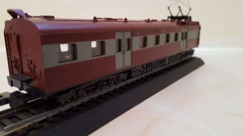 Lima SAR Suburban 3rd Class Dummy Unit. (Re-boxed)