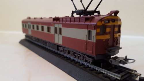 Lima SAR Suburban 3rd Class Dummy Unit. (Not-boxed) Great Deal