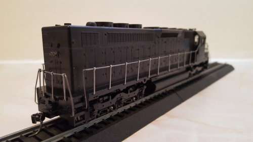 Athearn - SPD40 Diesel Locomotive. (Undecorated)