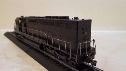 Athearn - SPD40 Diesel Locomotive. (Undecorated)