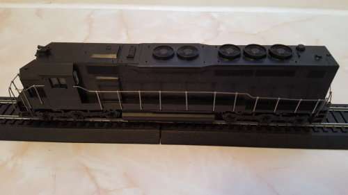 Athearn - SPD40 Diesel Locomotive. (Undecorated)