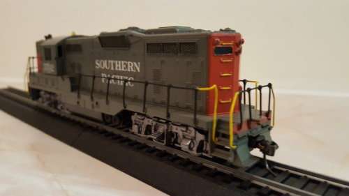 Athearn - Southern Pacific GP9 Powered Diesel. (Not Boxed)