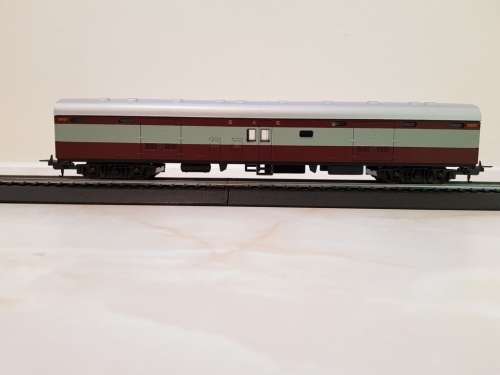 Lima Trans Karoo Baggage Van. (Original Boxed)