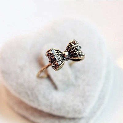 Fashion Bow Rhinestones Ring