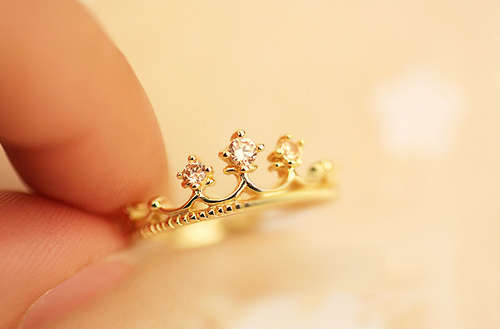 Fashion Crown Ring - Gold, Silver