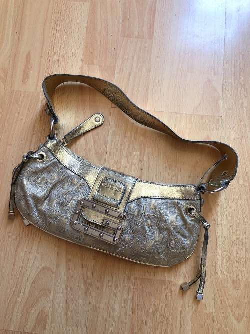 Guess Ladies Fashion Handbag