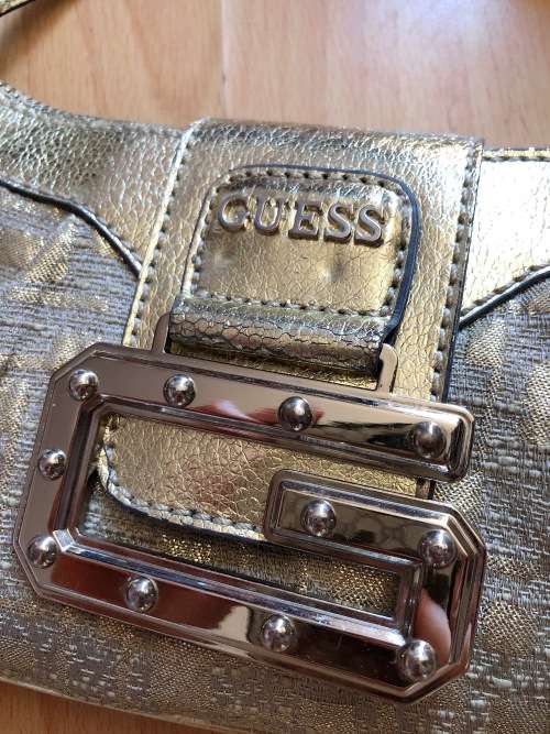 Guess Ladies Fashion Handbag