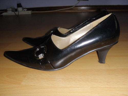 DAPHNE Ladies shoes with small heels in Black - size 37