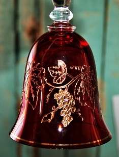 PERFECT for CHRISTMAS!! - Mary Gregory bell-shaped pink & red glass table decorations.