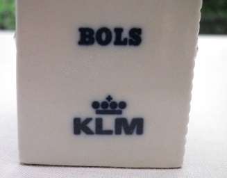 Lucky for some. No.13 Blue Delfts BOLS House FOR KLM. FULL, SEALED. EXCELLENT CONDITION