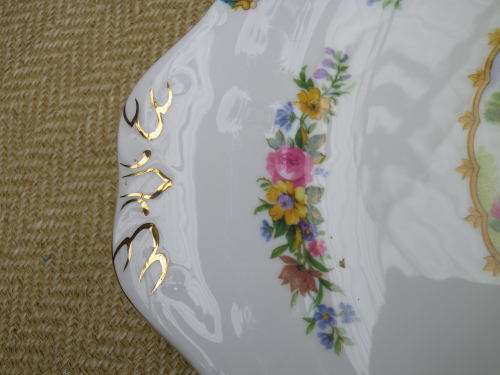 EXQUISITE, RARE ROYAL ALBERT BLUE 'CHELSEA BIRD"  CAKE PLATE. Reg. No: 839184 MINT CONDITION