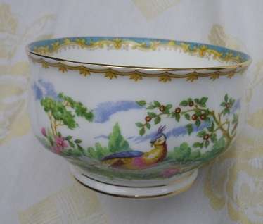 EXQUISITE, RARE ROYAL ALBERT BLUE 'CHELSEA BIRD"  SUGAR BASIN. Reg. No: 839184 MINT CONDITION