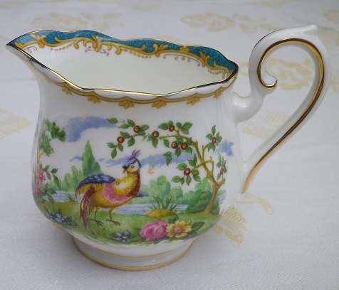EXQUISITE, RARE ROYAL ALBERT BLUE 'CHELSEA BIRD"  MILK JUG. Reg. No: 839184 MINT CONDITION